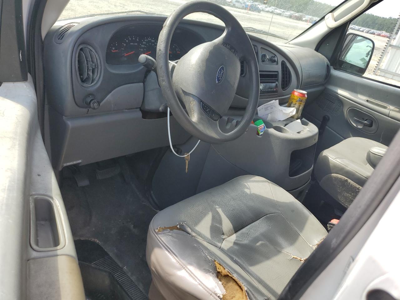 2005 Ford Econoline E250 Van VIN: 1FTNE24WX5HA68235 Lot: 60220574