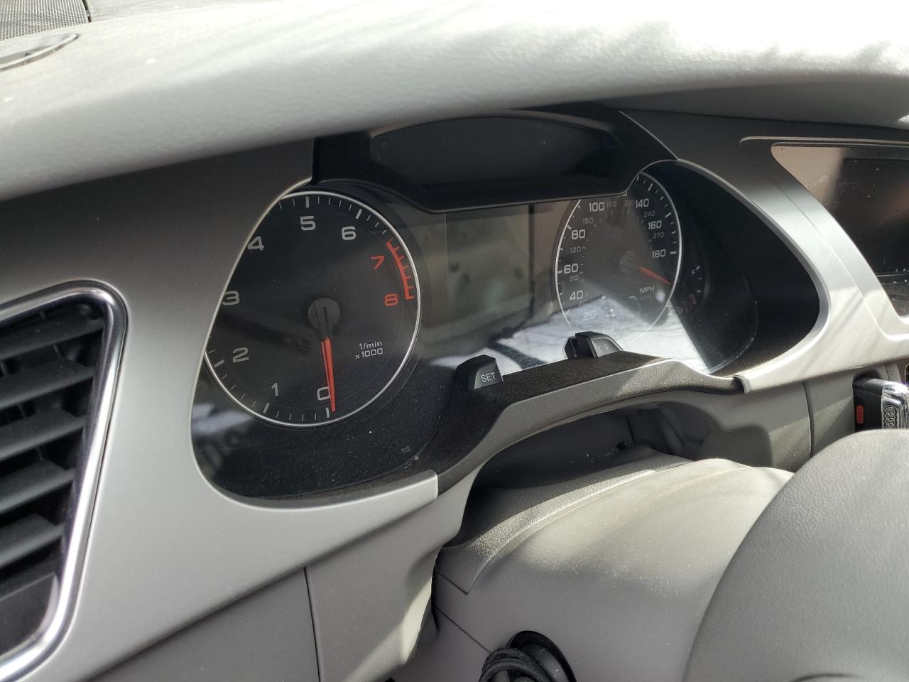 2011 Audi A4 Premium Plus VIN: WAUFFAFL2BN048828 Lot: 61302804