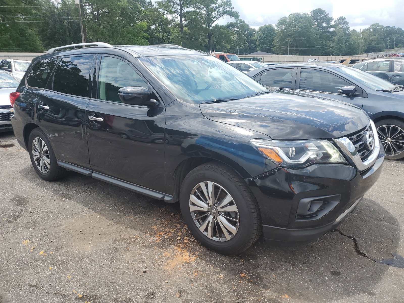 2018 Nissan Pathfinder S vin: 5N1DR2MNXJC622562