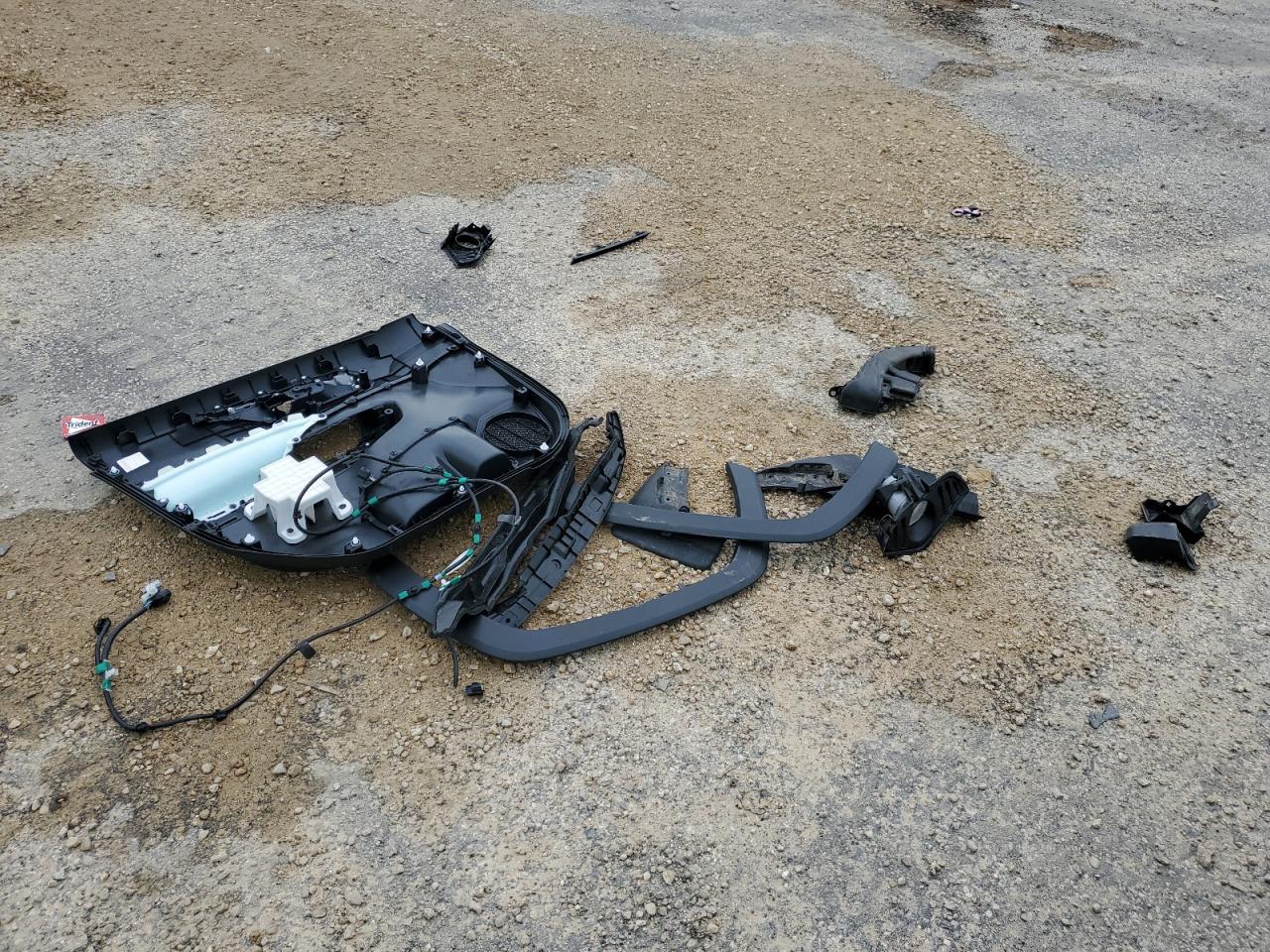 2020 Toyota Rav4 Xle VIN: JTMR6RFV6LD001339 Lot: 59432694