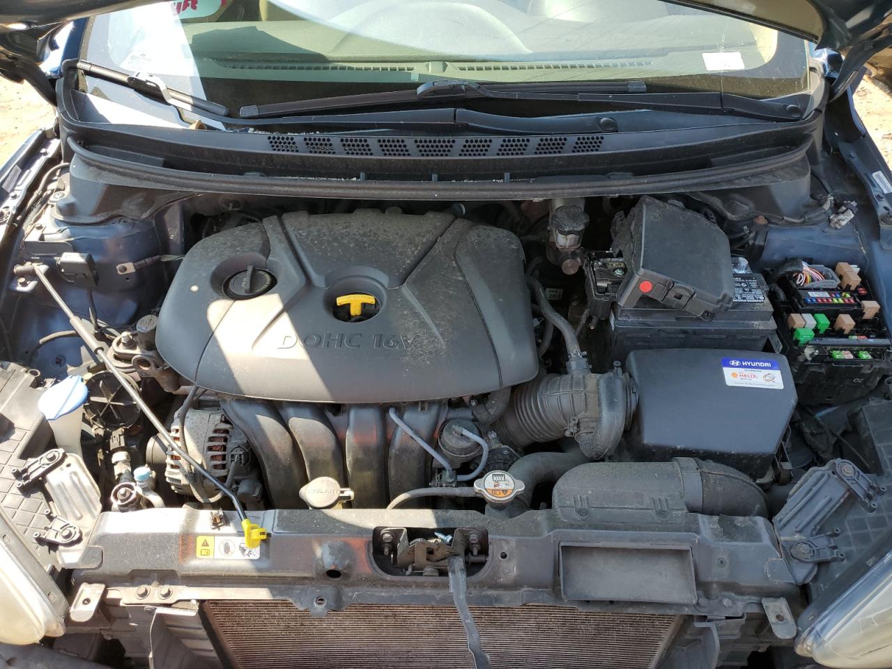 2013 Hyundai Elantra - Image 11