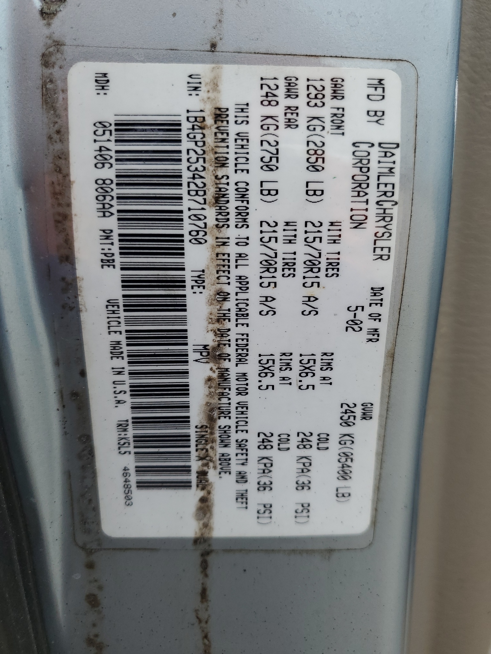 1B4GP25342B710760 2002 Dodge Caravan Se