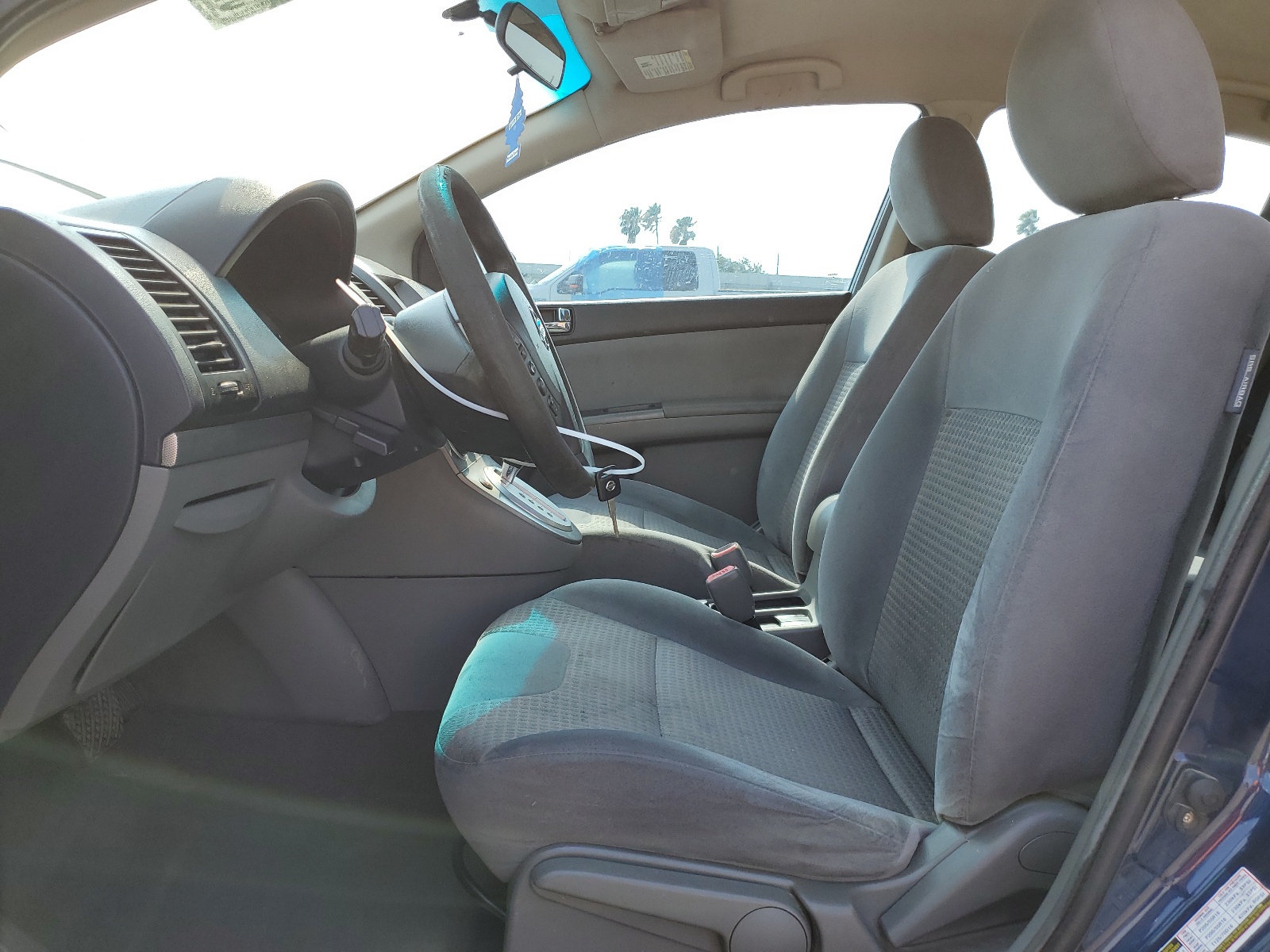 3N1AB61EX8L677201 2008 Nissan Sentra 2.0