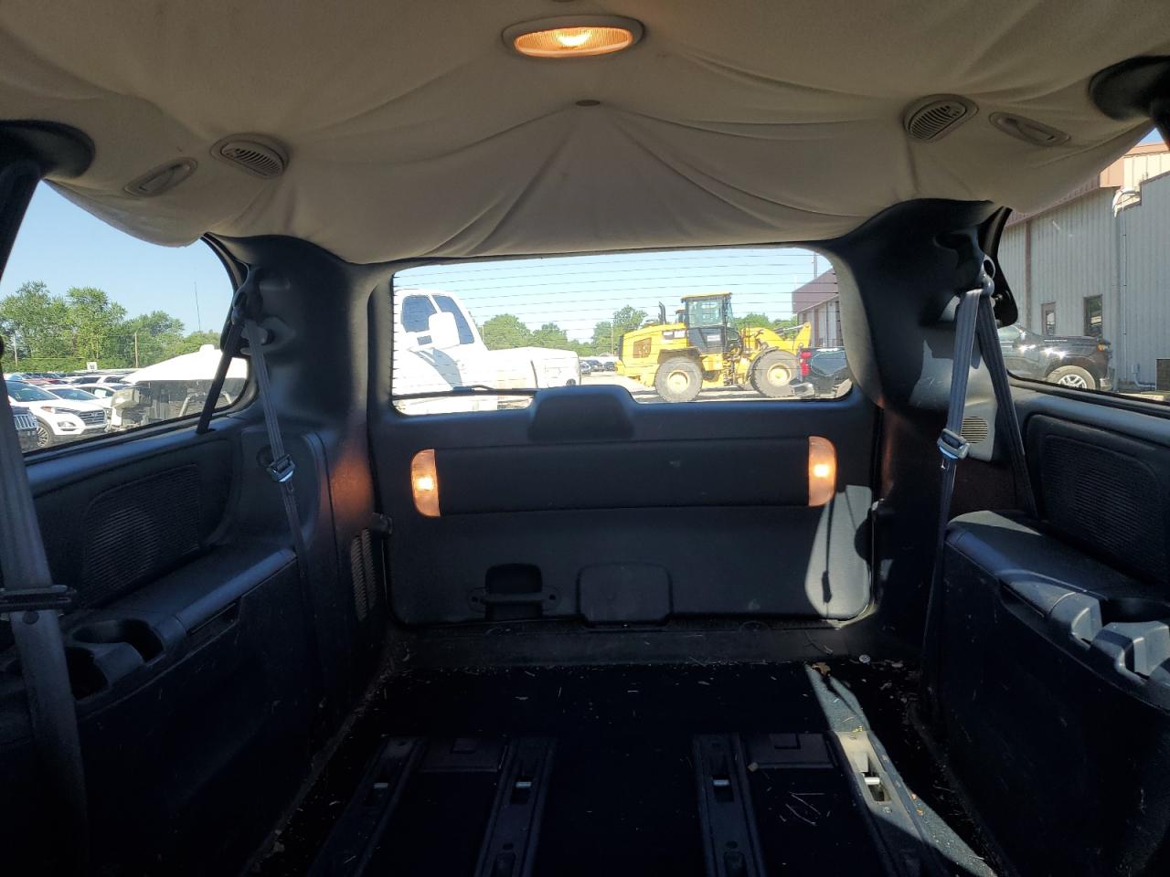 2002 Chrysler Town & Country Lxi VIN: 2C4GP54LX2R573749 Lot: 59846394