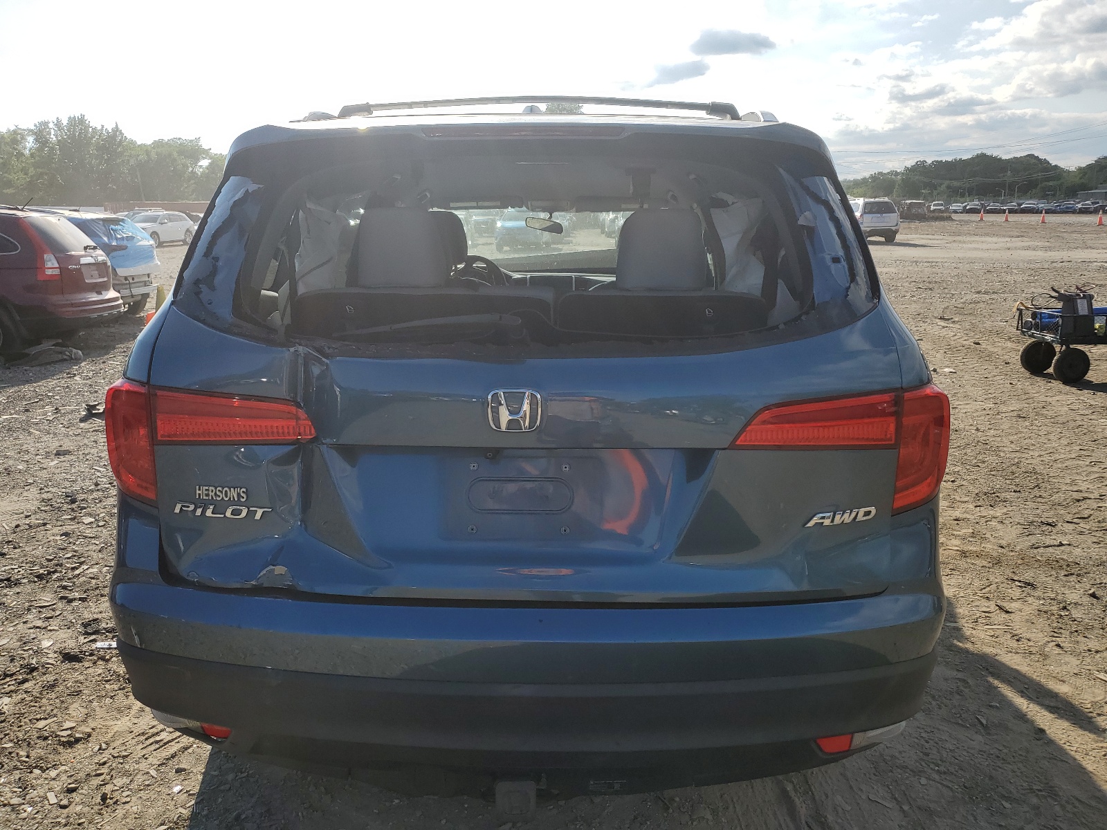 5FNYF6H39HB000899 2017 Honda Pilot Ex