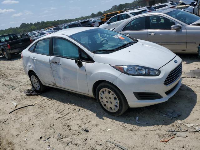  FORD FIESTA 2018 Белы