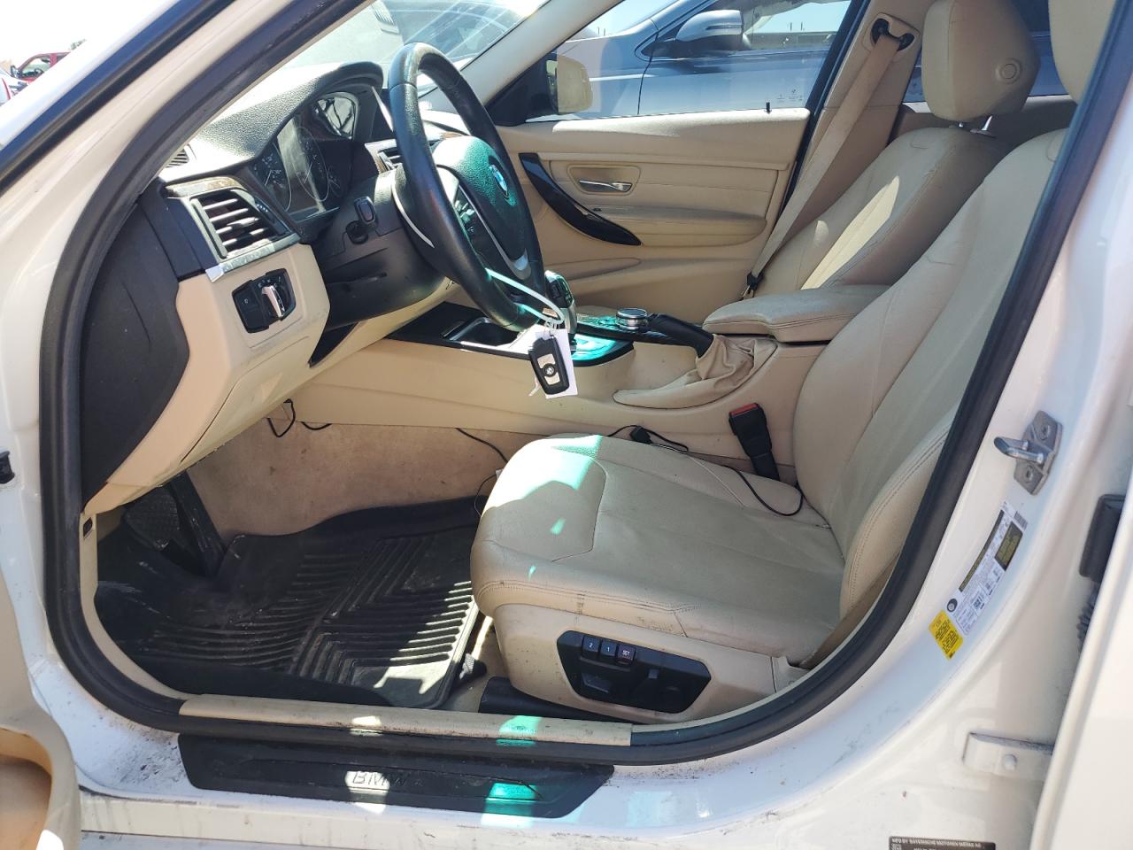 2015 BMW 328 I VIN: WBA3A5C55FF609652 Lot: 56927994