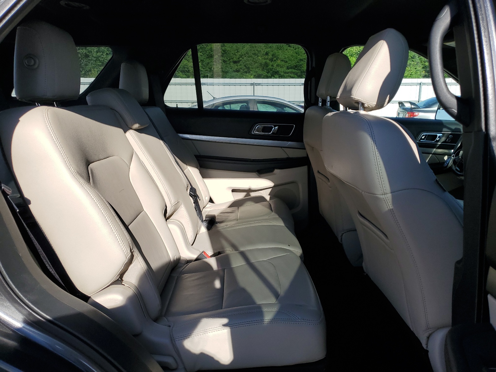 1FM5K8D83JGB55662 2018 Ford Explorer Xlt