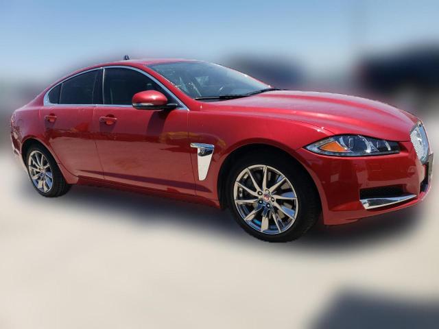  JAGUAR XF 2015 Червоний