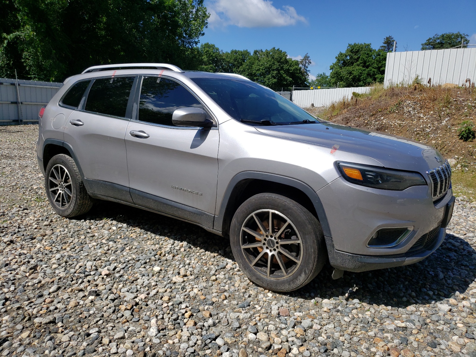 2019 Jeep Cherokee Limited vin: 1C4PJMDN3KD133677