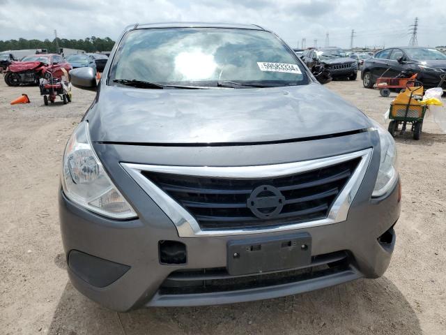  NISSAN VERSA 2018 Szary