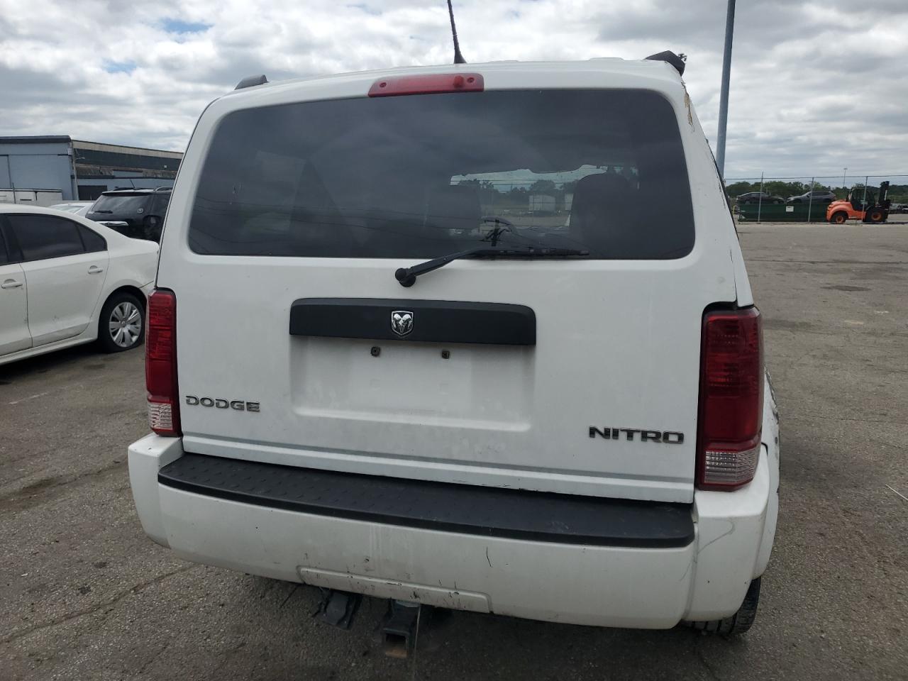 2011 Dodge Nitro Heat VIN: 1D4PT4GKXBW597486 Lot: 57139194