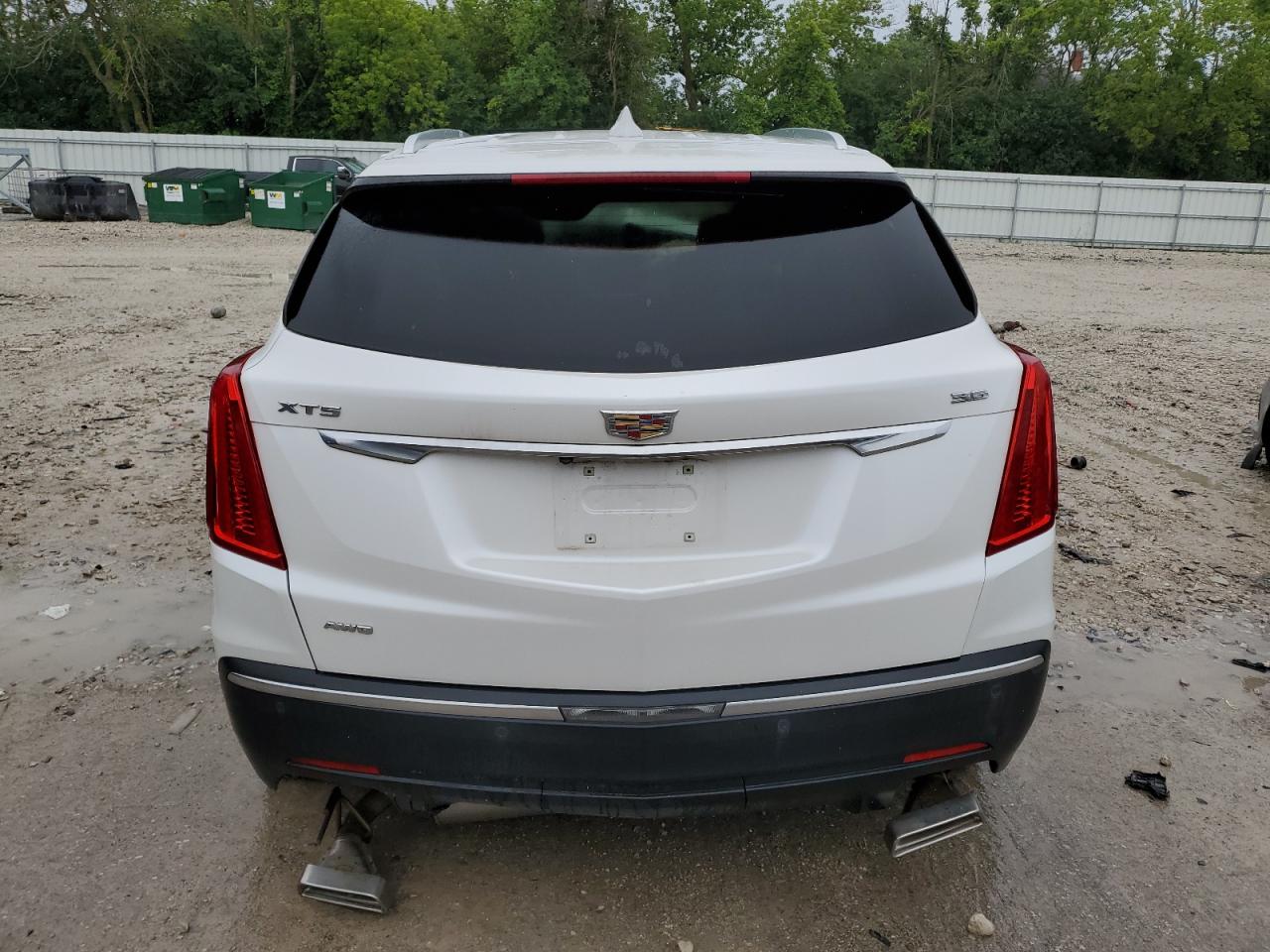 1GYKNDRS0HZ321558 2017 Cadillac Xt5 Luxury