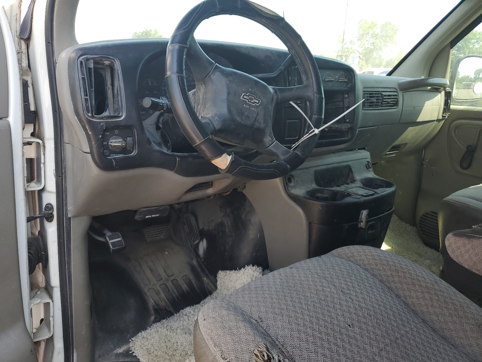 1GCHG39R611245947 2001 Chevrolet Express G3500