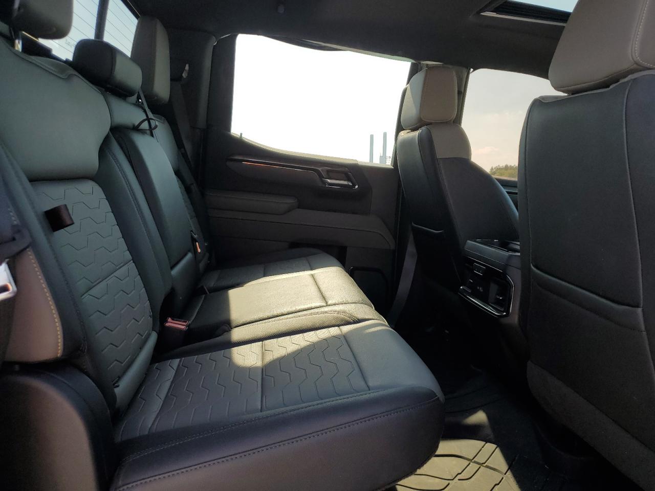 2022 Chevrolet Silverado K1500 Zr2 VIN: 3GCUDHELXNG676580 Lot: 58992724