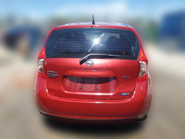  NISSAN VERSA 2015 Красный