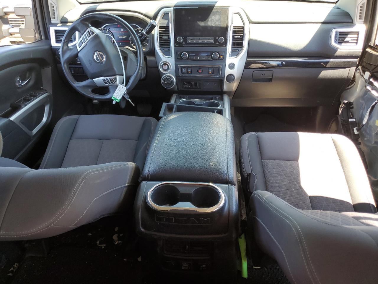 2020 Nissan Titan - Image 8