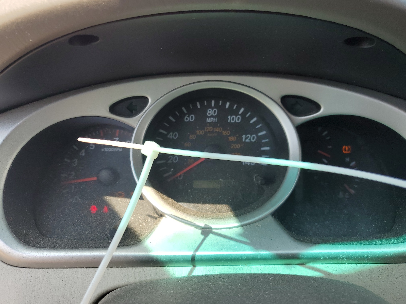 JTEEP21A040063007 2004 Toyota Highlander