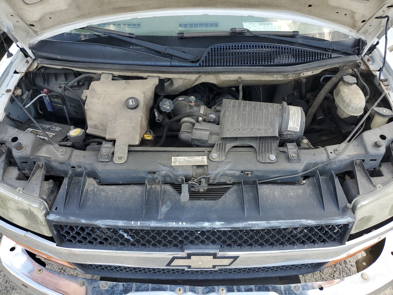 1GBJG31UX41128172 2004 Chevrolet Express G3500