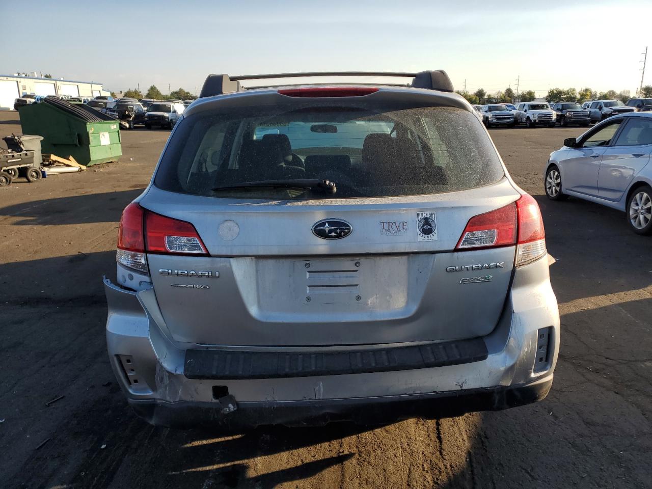 2012 Subaru Outback - Image 6