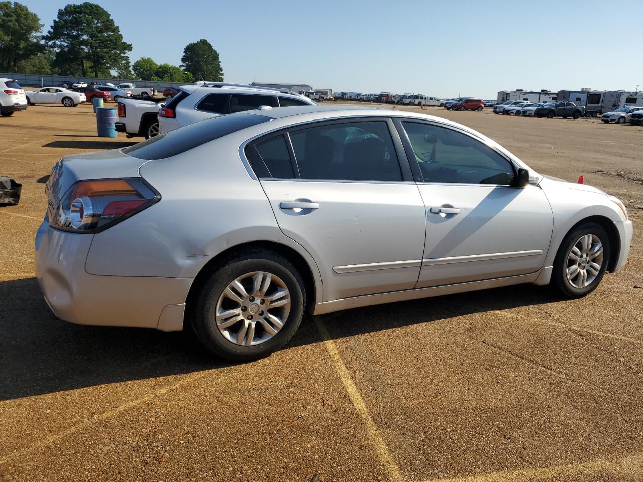 2011 Nissan Altima Base VIN: 1N4AL2AP2BN461652 Lot: 57783874