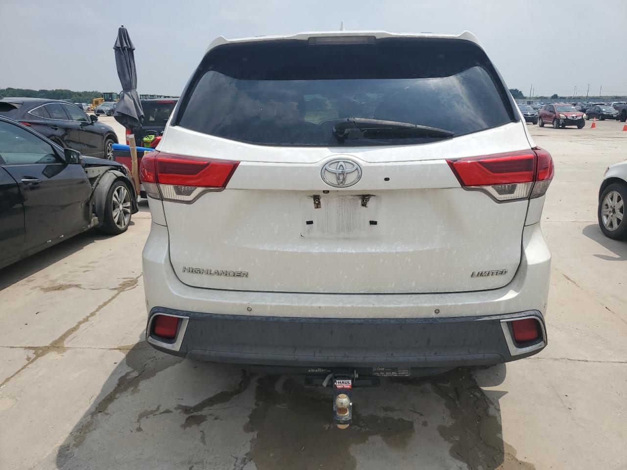 2017 Toyota Highlander Limited VIN: 5TDYZRFH3HS214970 Lot: 57212704