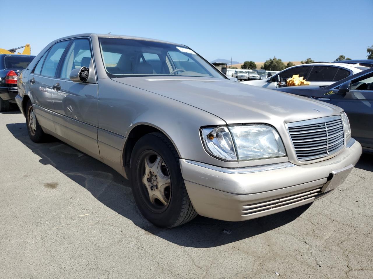 1999 Mercedes-Benz S 320W VIN: WDBGA32G5XA420945 Lot: 58171194
