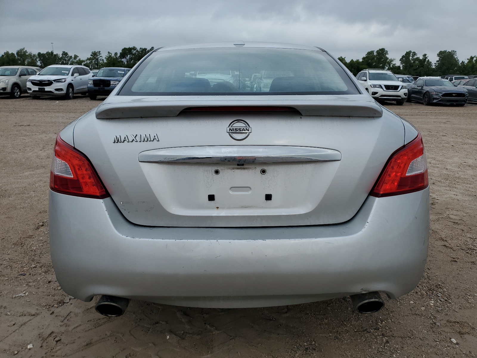 1N4AA5APXBC802363 2011 Nissan Maxima S