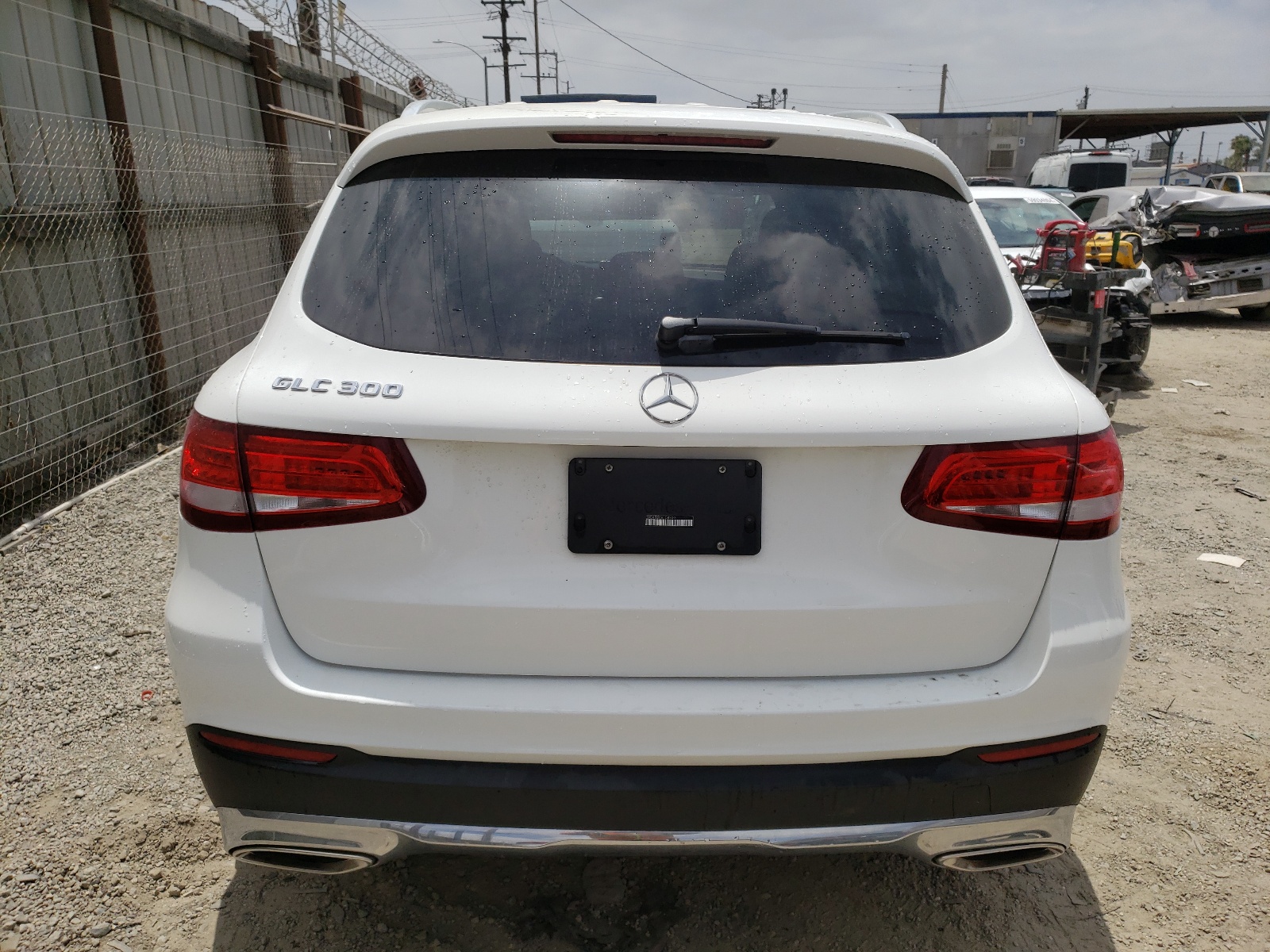 2019 Mercedes-Benz Glc 300 vin: WDC0G4JB2KV158200