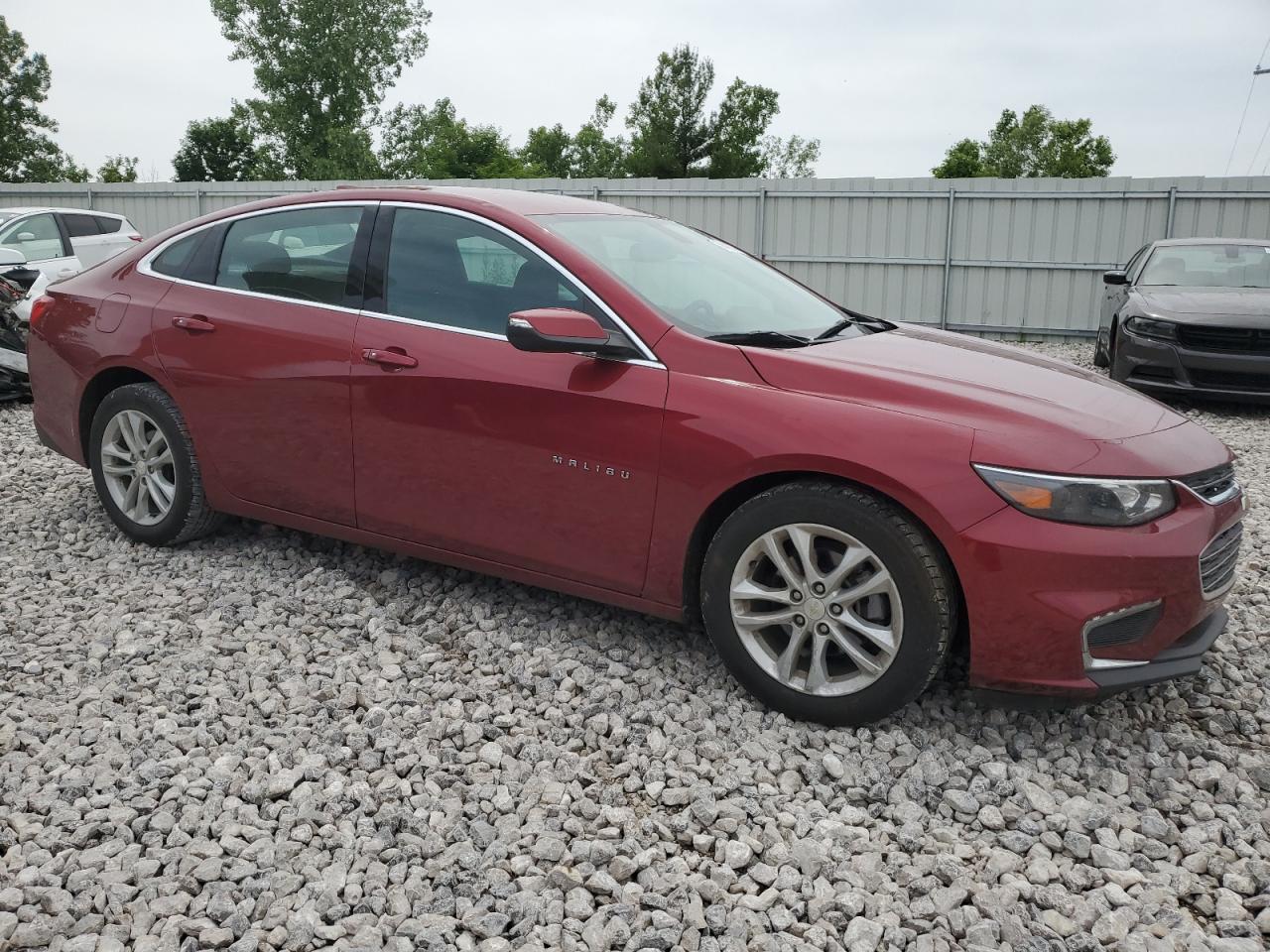 2017 Chevrolet Malibu - Image 4