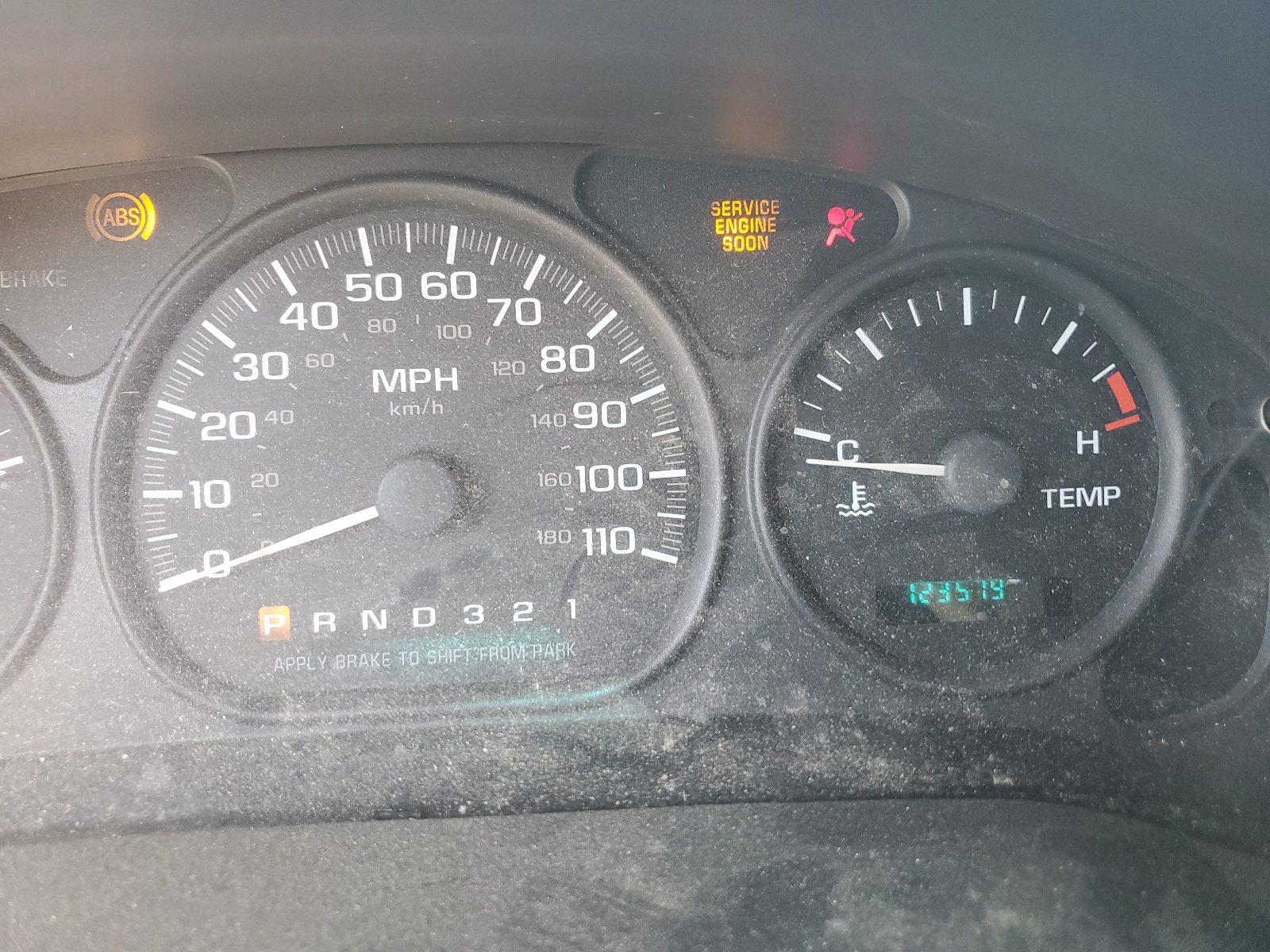 1GNDU23E32D321073 2002 Chevrolet Venture Economy