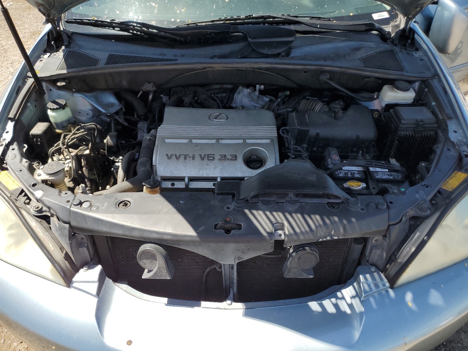 2T2GA31U45C034319 2005 Lexus Rx 330