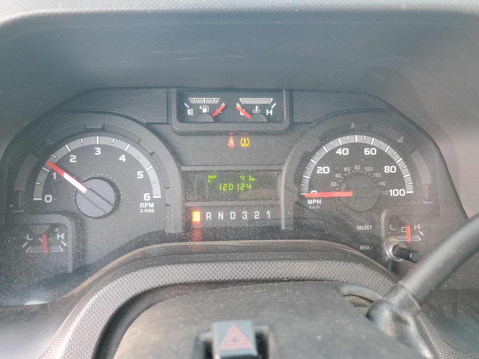 1FDWE3FL2GDC09530 2016 Ford Econoline E350 Super Duty Cutaway Van