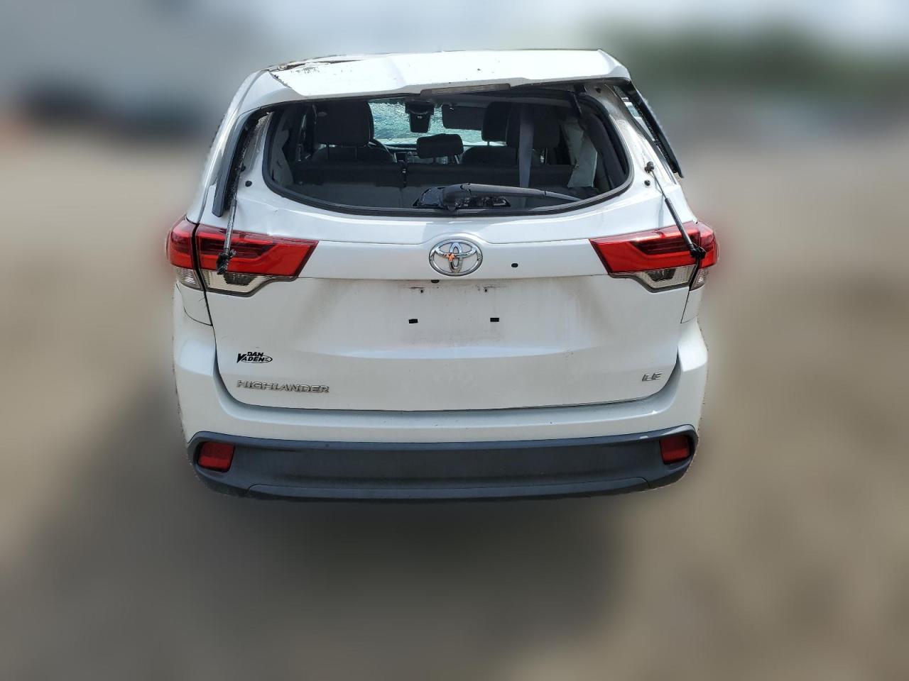 2019 Toyota Highlander Le VIN: 5TDZZRFH5KS295000 Lot: 53336804