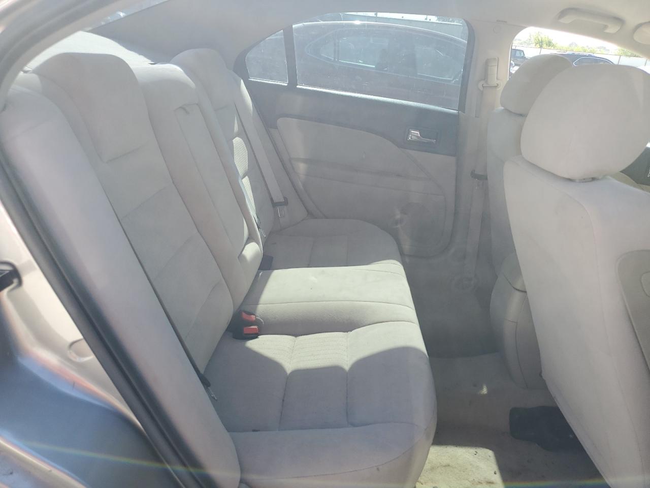 2008 Ford Fusion S VIN: 3FAHP06Z98R152008 Lot: 60742824