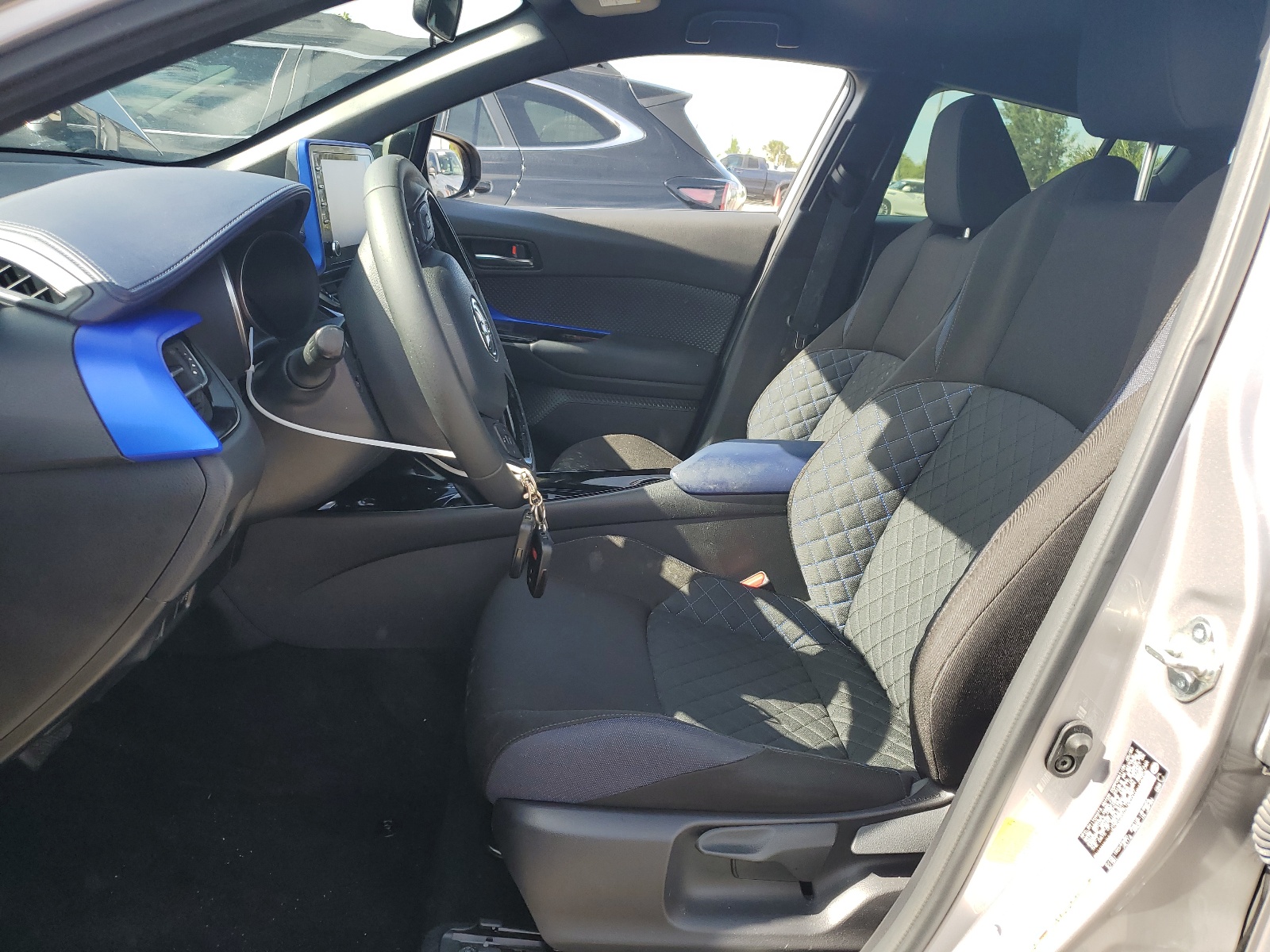 JTNKHMBXXL1088097 2020 Toyota C-Hr Xle