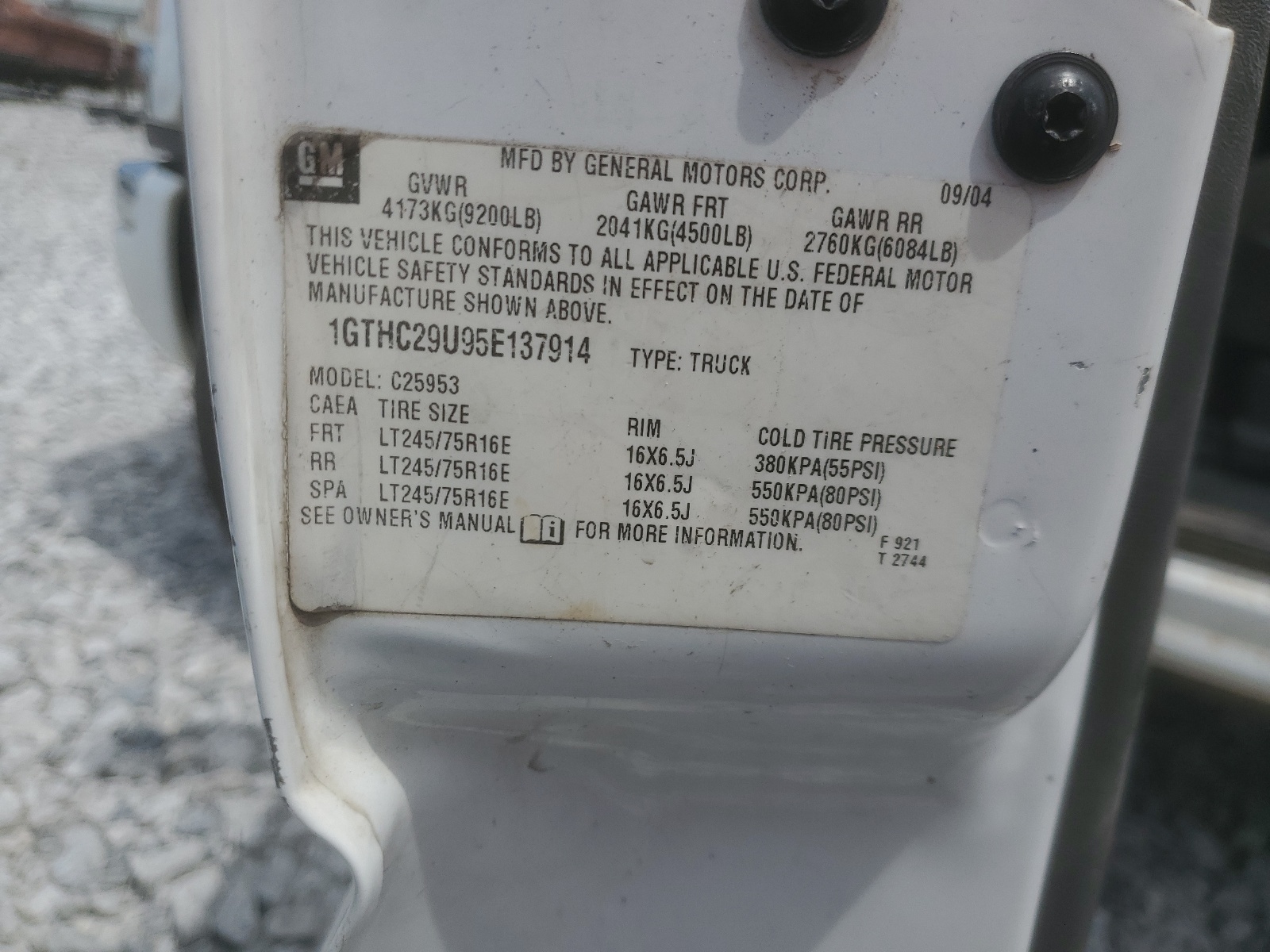 1GTHC29U95E137914 2005 GMC Sierra C2500 Heavy Duty