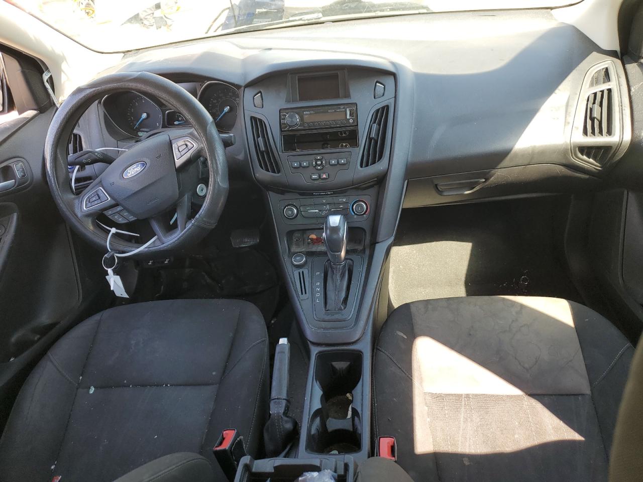 1FADP3F29FL243777 2015 Ford Focus Se