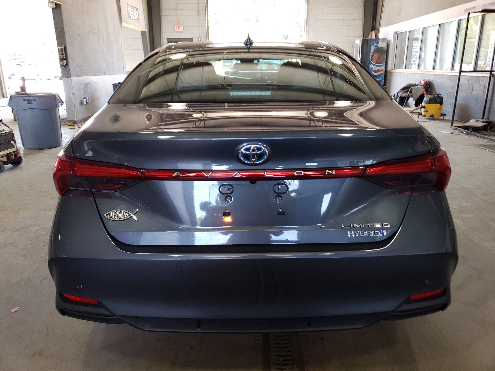 2022 Toyota Avalon Limited vin: 4T1DA1AB1NU011461