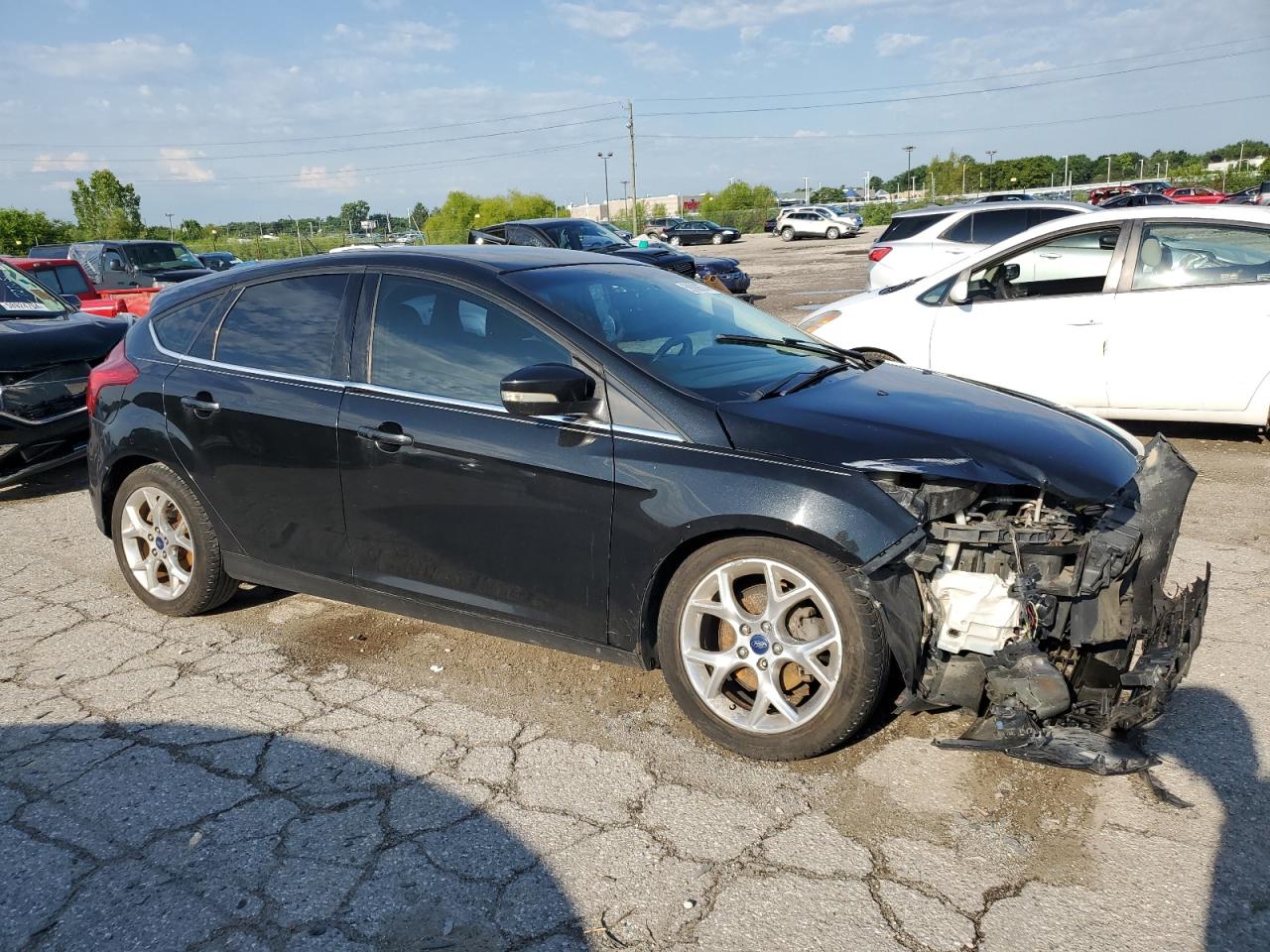 VIN 1FADP3N21EL354579 2014 FORD FOCUS no.4