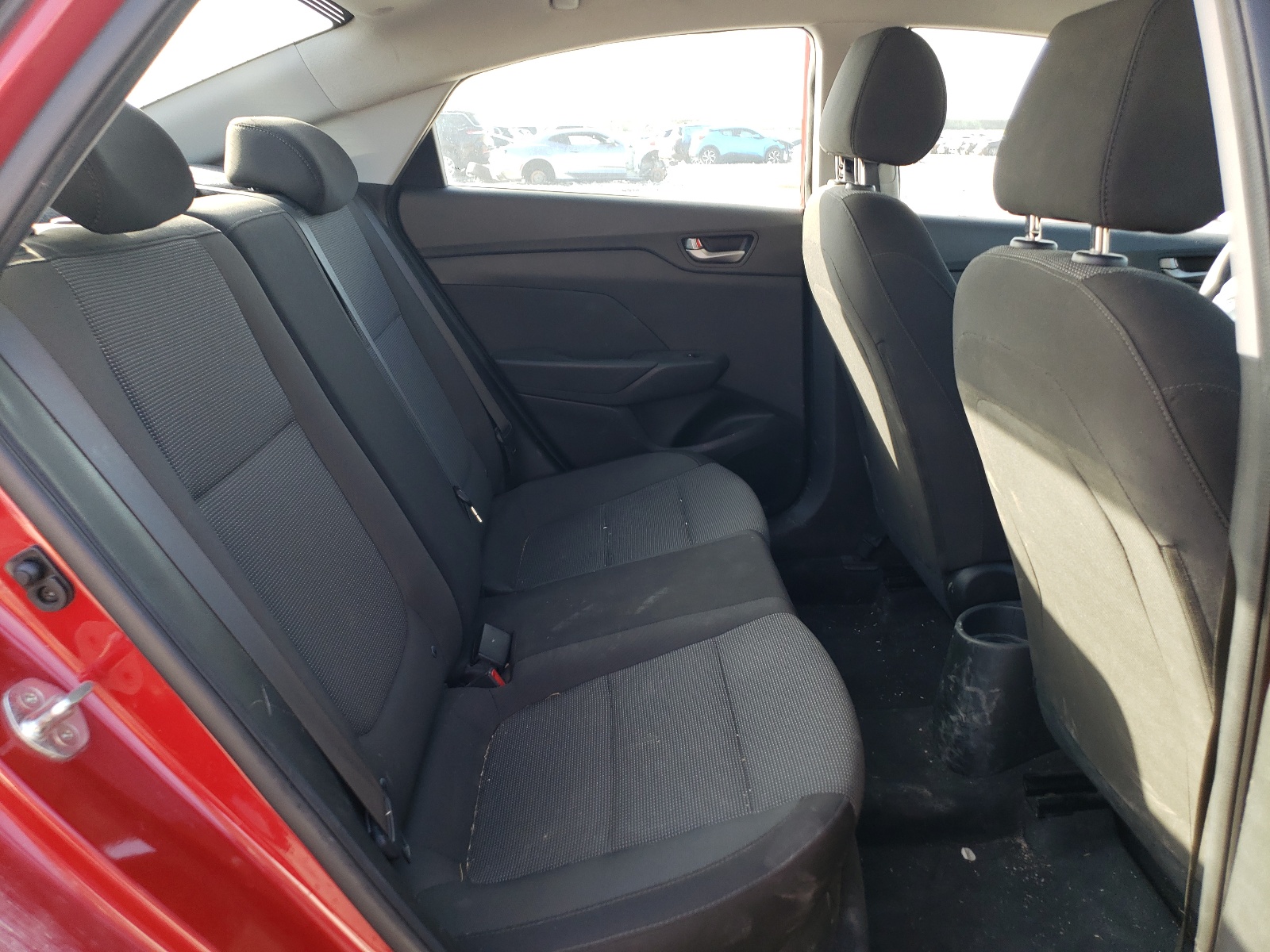 3KPC24A35KE042598 2019 Hyundai Accent Se