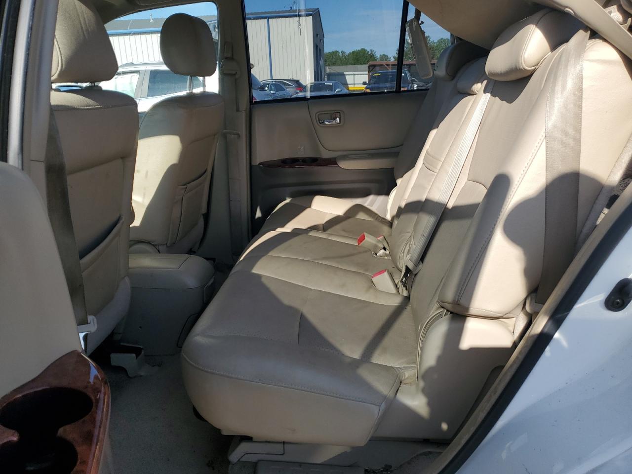 2005 Toyota Highlander - Image 11