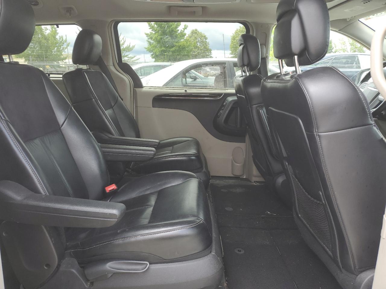 2015 Chrysler Town & Country Limited Platinum VIN: 2C4RC1GG3FR535121 Lot: 60596134