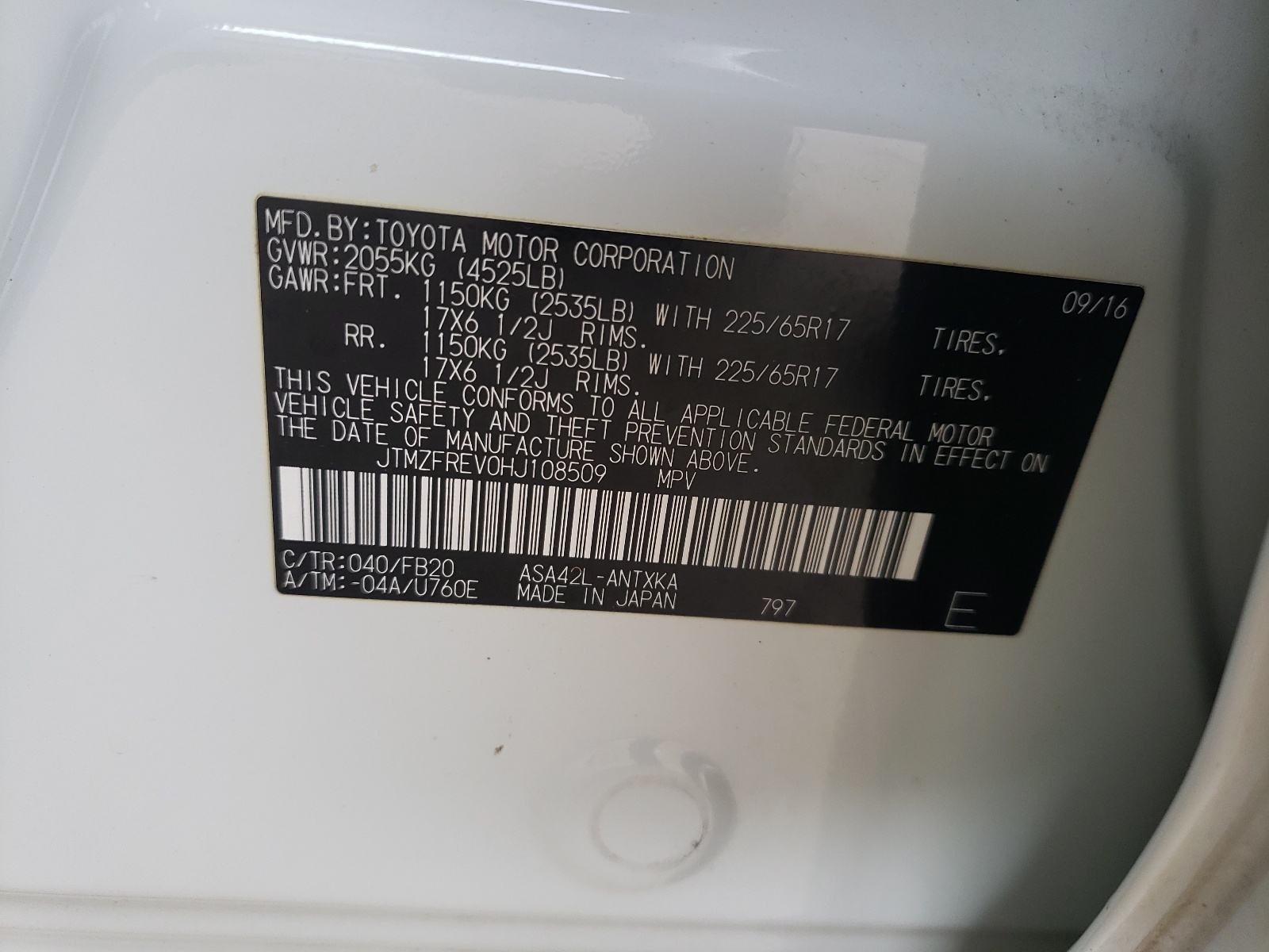 JTMZFREV0HJ108509 2017 Toyota Rav4 Le