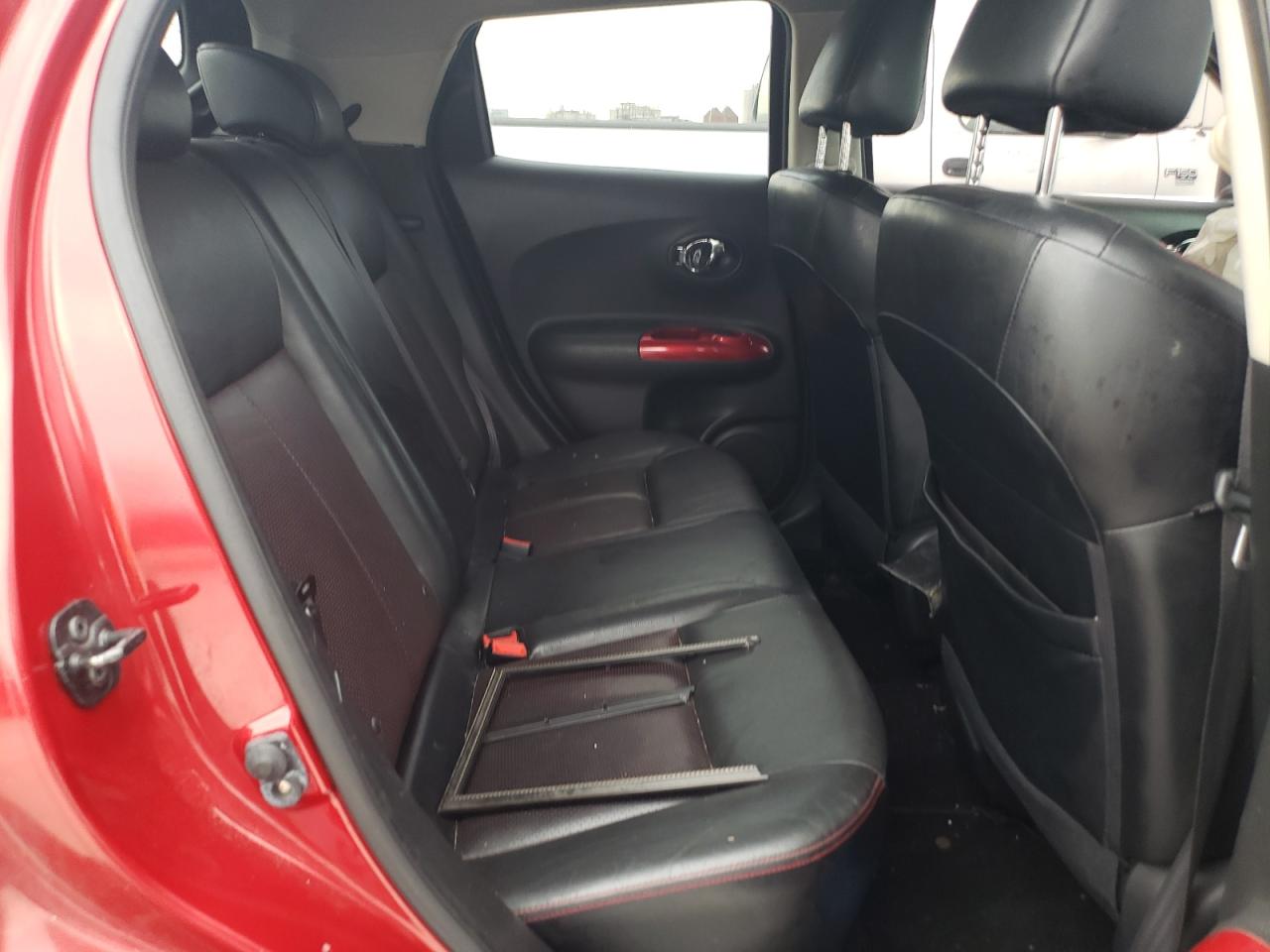 2014 Nissan Juke S VIN: JN8AF5MR9ET355364 Lot: 56871474