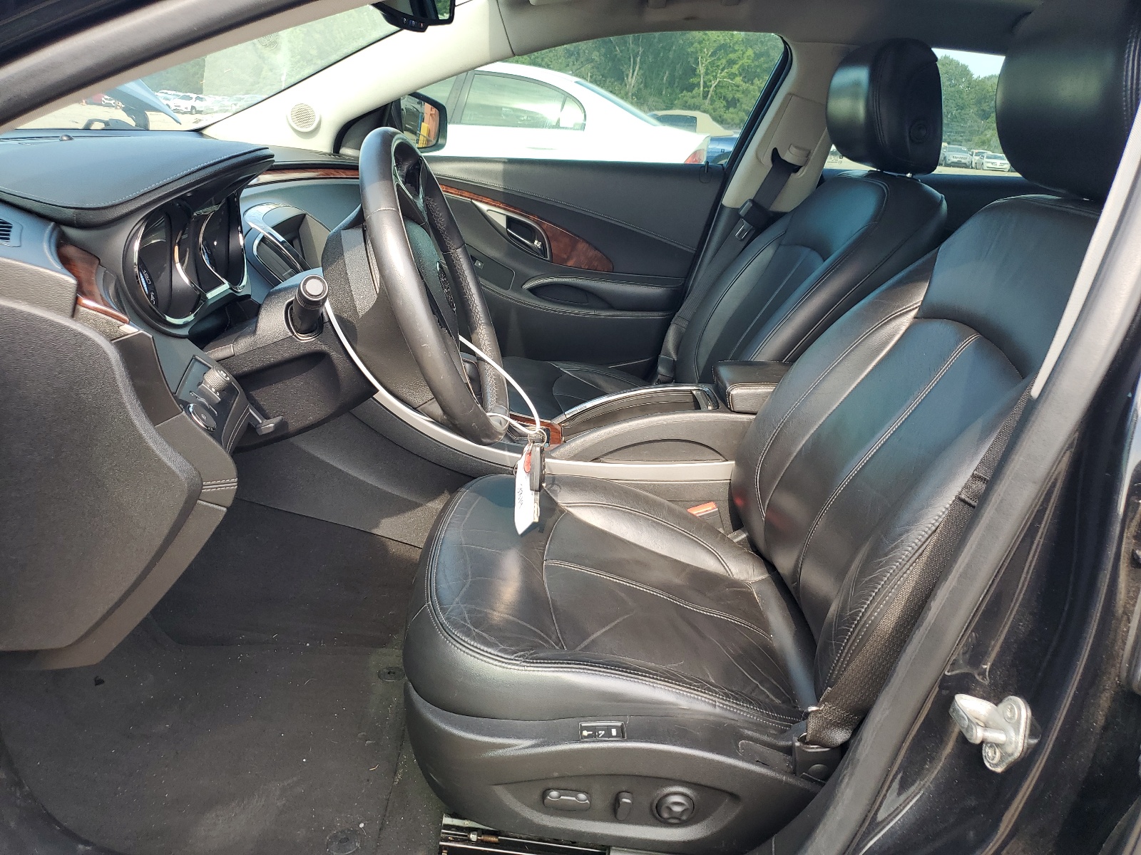 1G4GC5ED5BF327259 2011 Buick Lacrosse Cxl