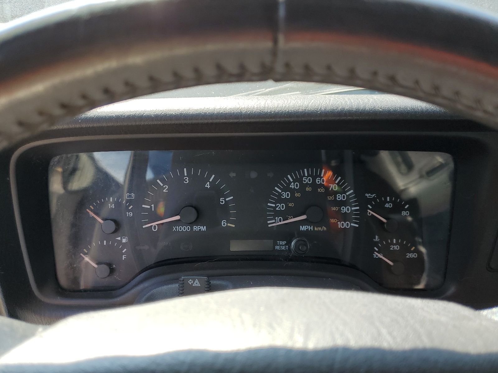 1J4FF48S01L521932 2001 Jeep Cherokee Sport