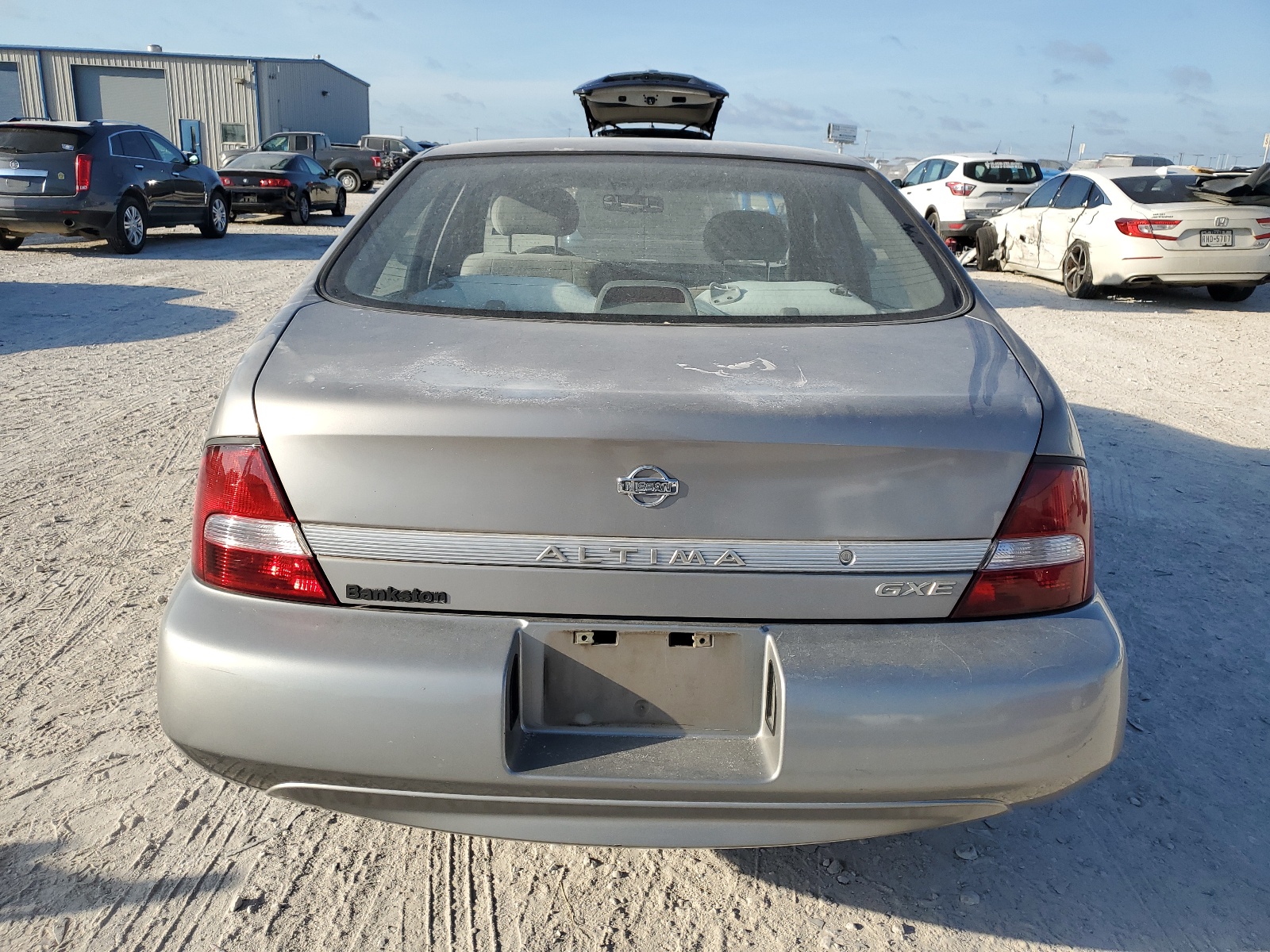 1N4DL01D5YC230417 2000 Nissan Altima Xe