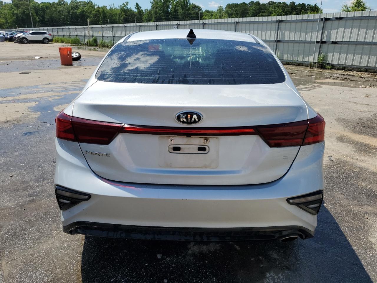 3KPF24AD9ME277949 2021 Kia Forte Fe