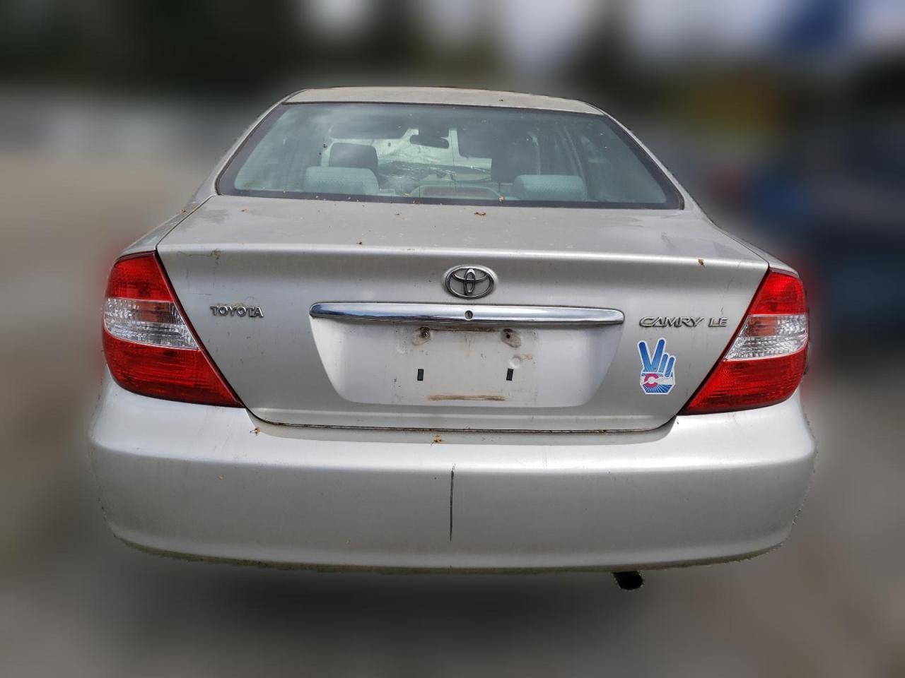 2004 Toyota Camry Le VIN: 4T1BE32K74U811573 Lot: 52814044